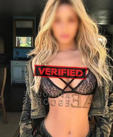 Vanessa anal Finde eine Prostituierte Markdorf