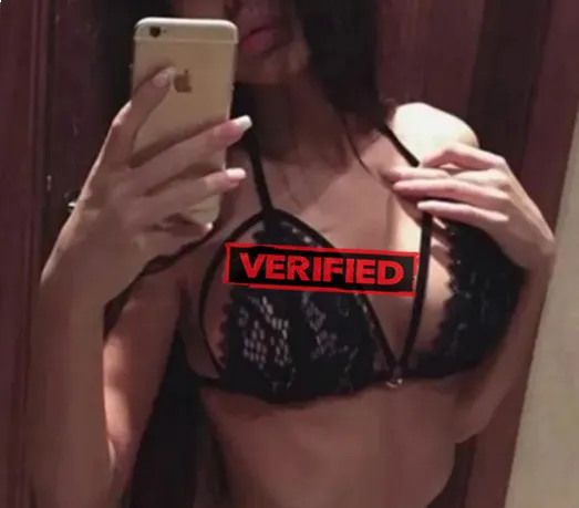 Vanessa sexy Finde eine Prostituierte Kottingbrunn