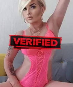 Britney anal Finde eine Prostituierte Langenhagen